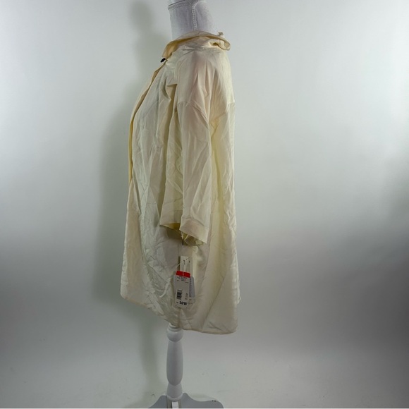 NWT Cream Blouse With Front Buttons- Jones New York - Picture 8 of 10